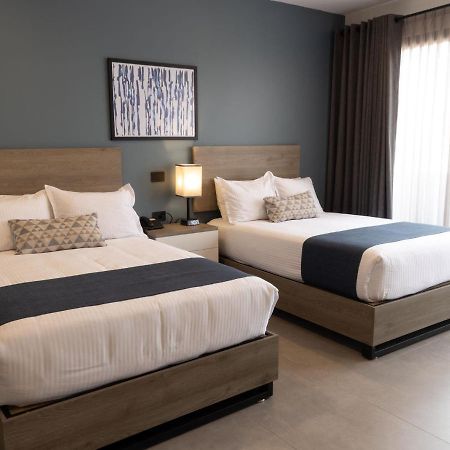 Th Hotel & Vivienda تيباتيتلان دي موريلوس المظهر الخارجي الصورة