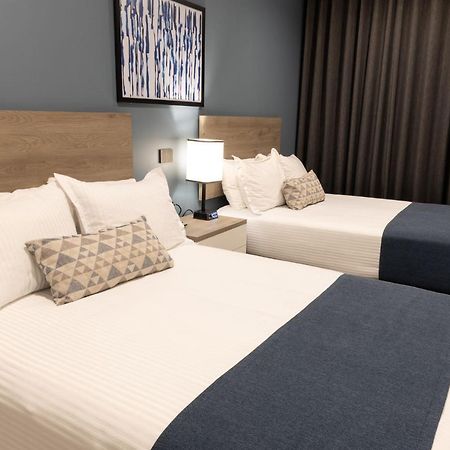 Th Hotel & Vivienda تيباتيتلان دي موريلوس المظهر الخارجي الصورة