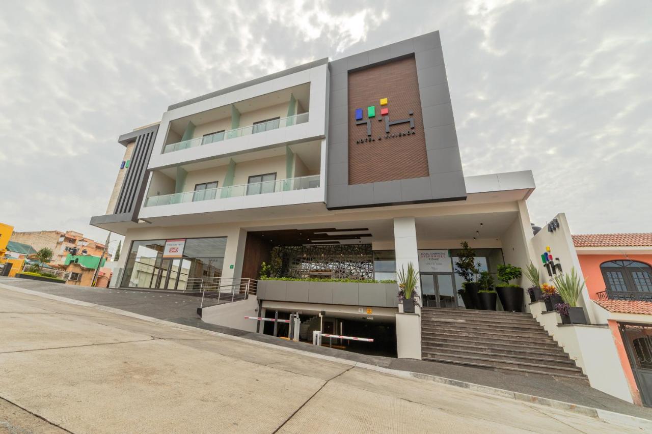 Th Hotel & Vivienda تيباتيتلان دي موريلوس المظهر الخارجي الصورة